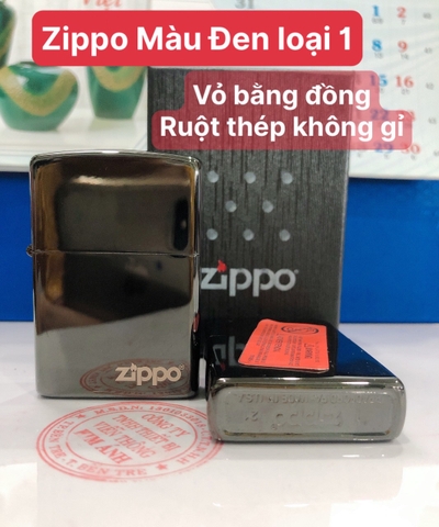 Bật lửa Zippo màu Đen bóng in Logo, Vỏ bằng đồng ruột thép không gỉ có tem đỏ