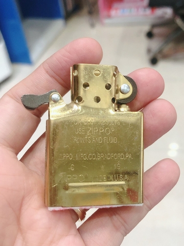 RUỘT BẬT LỬA ZIPPO ĐƯỢC CHỌN NĂM