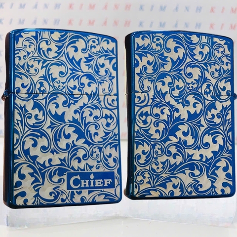 Hộp quẹt, bật lửa CHIEF chủ đề Hoa Văn Ý màu xanh lửa băng, hàng chính hãng vỏ bằng đồng