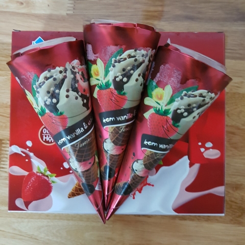 Ốc HV Cao Cấp Mix vị ( 6que/ Hộp) vị Vani & Dâu