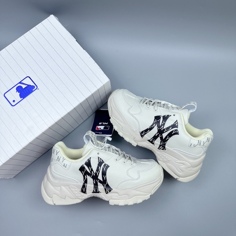 mlb NY chữ đen bản mới