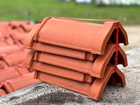 Ngói nóc đại Viglacera Hạ Long