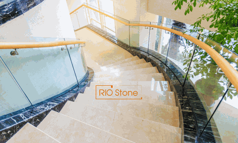 [Hạng mục] Đá ốp cầu thang