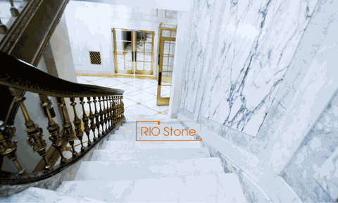 [Hạng mục] Đá ốp cầu thang