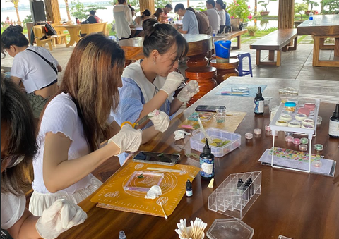 Vibeji Workshop & Glamping Experience