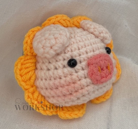 SMALL ANIMALS-PIG HEAD WITH FLOWER-red