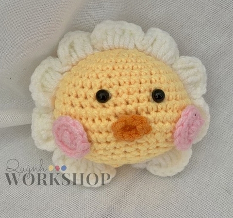 SMALL ANIMALS YELLOW CHICKEN IN WHITE FLOWER