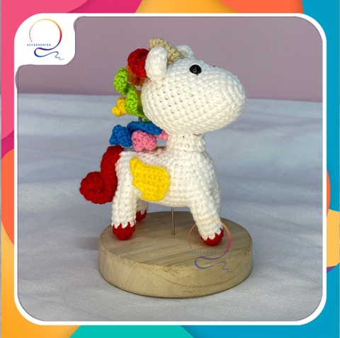 MEDIUM ANIMALS UNICORN-red