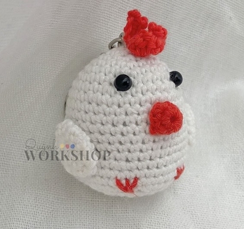 SMALL ANIMALS CHICKEN-white