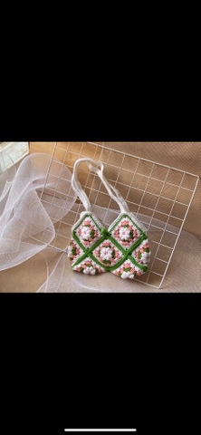 CROCHET BAGS SQUARE 1