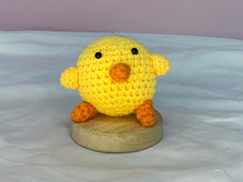 MEDIUM ANIMALS CHICKEN