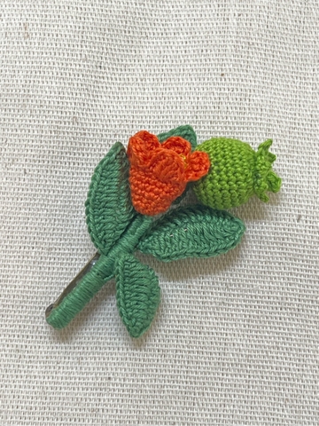 BROOCHES ORANGE FLOWER