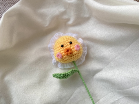 FLOWER BRANCHES CHICKEN IN WHITE FLOWER