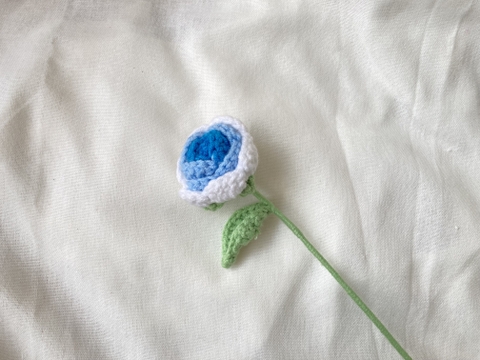 FLOWER BRANCHES MEDIUM ROSE-blue white 3 layers