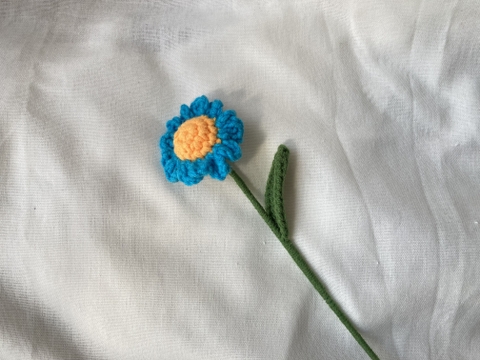 FLOWER BRANCHES 2 - NORMAL DAISY-blue