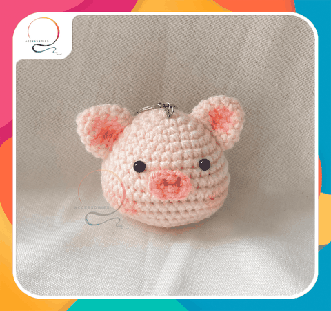 SMALL ANIMALS PIG HEAD 2