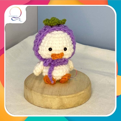 MEDIUM ANIMALS DUCK WEARING HAT-purple