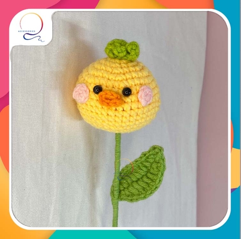 FLOWER BRANCHES CHICKEN WITH ROSY CHEEKS