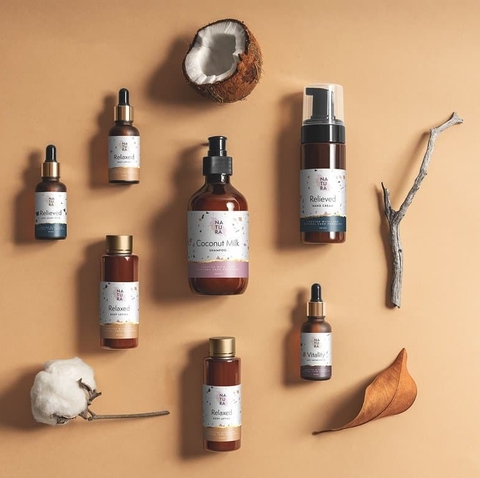 In ấn bao bì mỹ phẩm - Tại sao việc in lên chai lọ bao bì lại quan trọng?