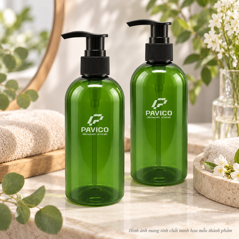 Bộ hai chai tẩy trang PET 300ml Pavico trong không gian chăm sóc cá nhân