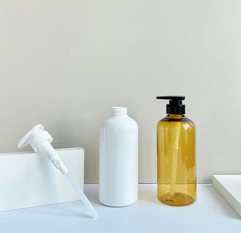 Chai nhựa PET đựng dầu gội, sữa tắm - chai nhựa có đầu bơm xi mạ