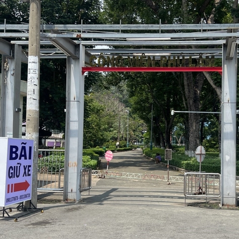BÃI GIỮ XE CÔNG VIÊN PHÚ LÂM - QUẬN 6 (NẰM TRONG KHUÔN VIÊN CÔNG VIÊN PHÚ LÂM)