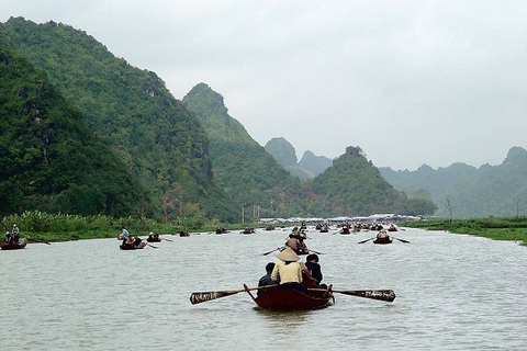 Xiêu lòng với những cảnh đẹp nên thơ ở chùa Hương