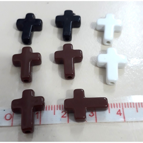 gói 20 thánh giá nhựa xỏ vòng 12x15mm- khoảng10gam