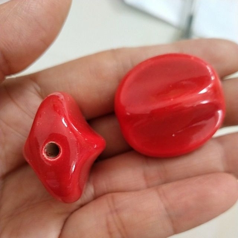 1 viên đá gốm khế 4cạnh đỏ cam 29x31mm