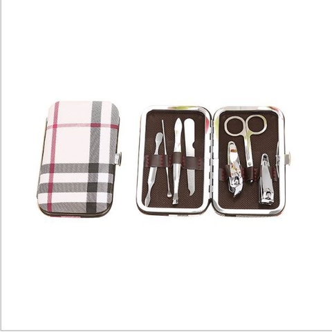 Bộ Cắt, Bấm Dũa Móng Tay, Lấy Ráy Tai Nhiều Tiện Ích