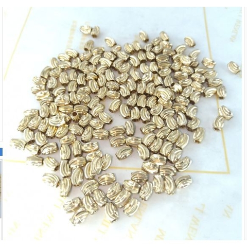 10 charm xoắn trang trí size 5x7cm