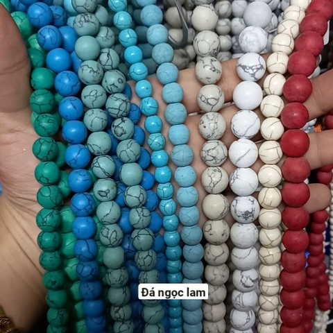 1 viên đá ngoc lam lỗ từ 1mm đến 1,5mm size 8mm 10mm 12mm