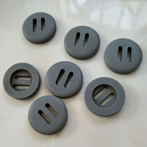 5 viên Nút gỗ 2lỗ dài màu xám 22mm