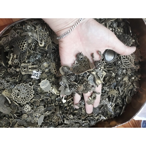 50gam mặt giả cổ hỗn hợp làm vòng