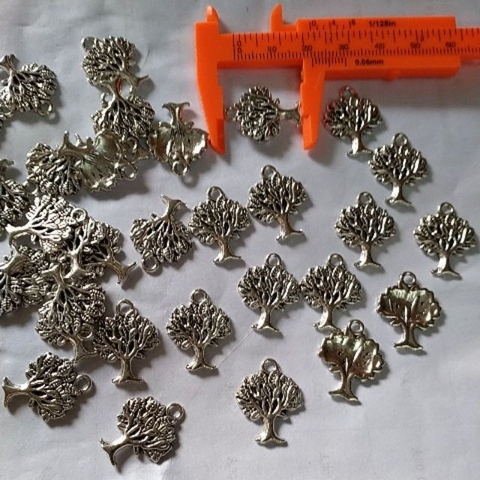 10-50gam mặt giả cổ hình cây 16x22mm mh2111