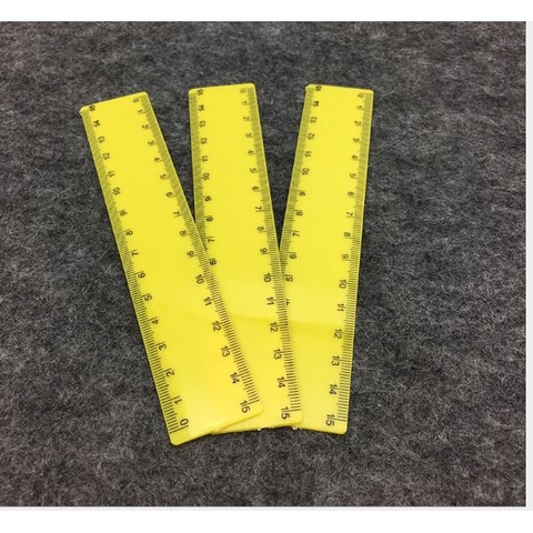 thước nhựa, thước kẻ 15cm màu vàng