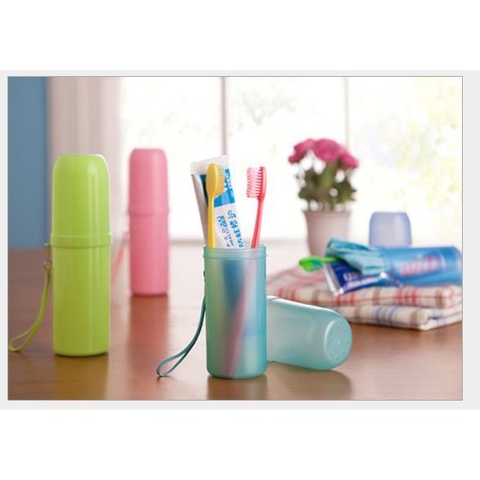 Hộp đựng bàn chải dùng khi đi du lịch