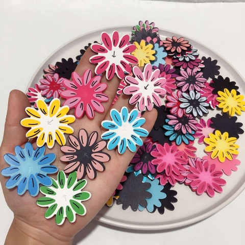 5-20 Miếng -O120- patch nhựa hình hoa 3.9cm nhiều màu