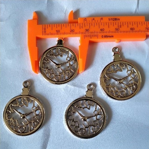 2mặt kim loại đồng hồ 28mm vàng nhạt