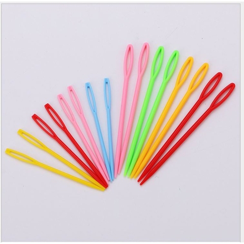 gói 50 kim nhựa khâu len 5-7-9cm