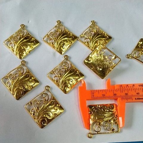 Gói 2mặt hình thoi màu vàng cạnh 25mm