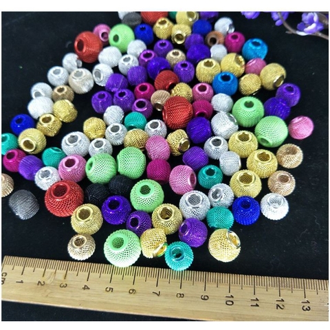 gói 10 charm lỗ lớn dạng lưới nhiều màu