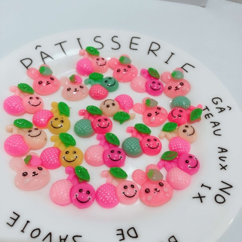 10-50 Miếng -O82-patch nhựa hoa quả mặt cười-19x22mm