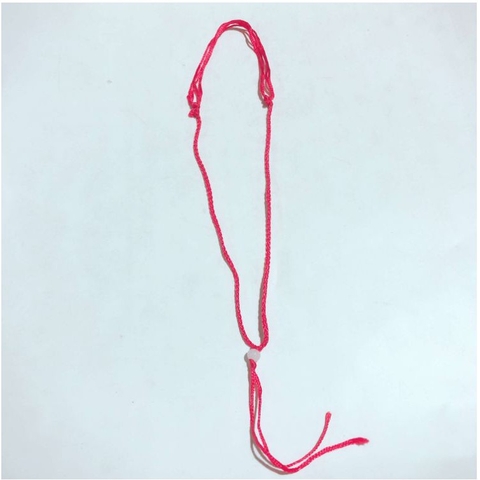 VÒNG CỔ ĐỎ 1 HẠT CHÂU TRẮNG CÓ NÚT RÚT TĂNG GIẢM