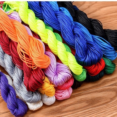 dây dù 0,8mm ( bó như hình 28met) dây dù đan vòng tay , dây thắt vòng cổ, vòng tay may mắn