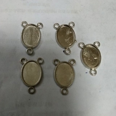 10 Khung khánh 3lỗ oval 12x16mm
