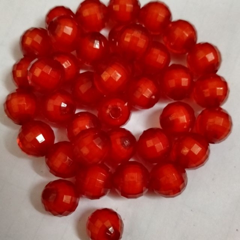 hạt nhựa cạnh nhân trắng đỏ bán theo gam