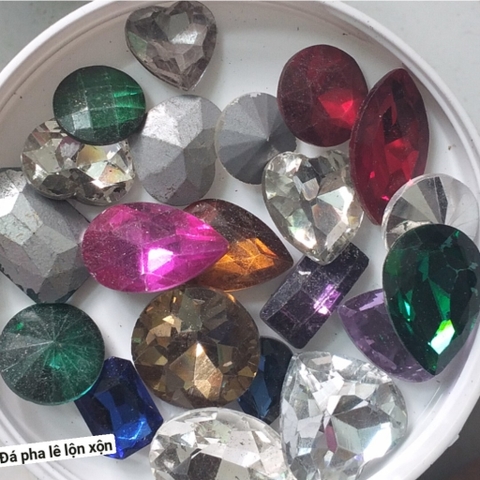 Hạt đá pha lê hỗn hợp đáy nhọn