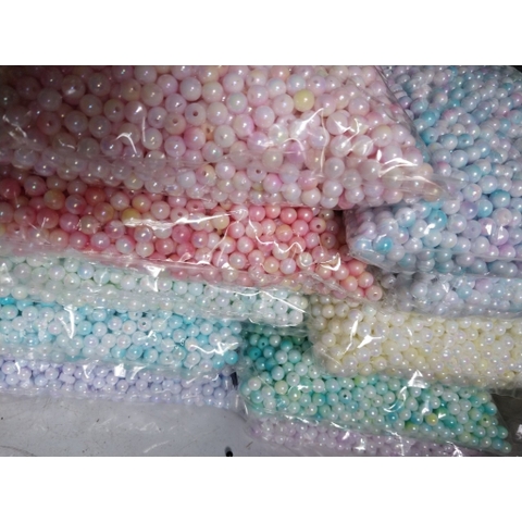 50gam hạt nhựa 6mm/8mm/10mm đa sắc bóng cừ có lỗ xỏ làm vòng hạt, trang trí làm thủ công