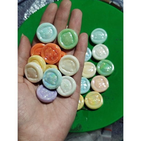 25-500gam hạt charm holo có lỗ xỏ 20mm bóng đẹp